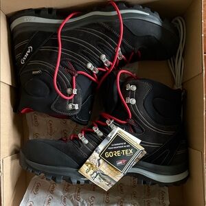 Aku 402 Alterra gtx Men's Boots - Anthracite and Red